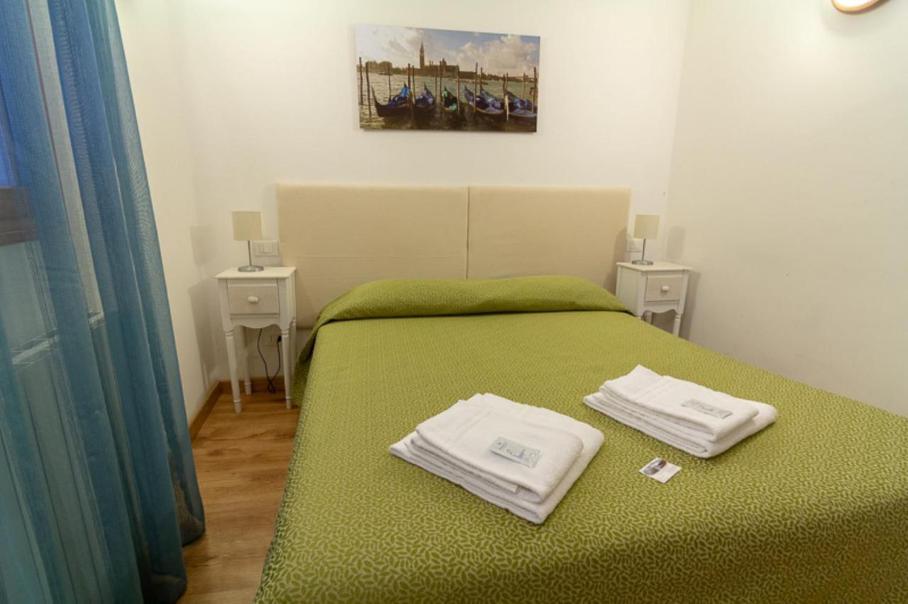 Veneziacentopercento Rooms מראה חיצוני תמונה