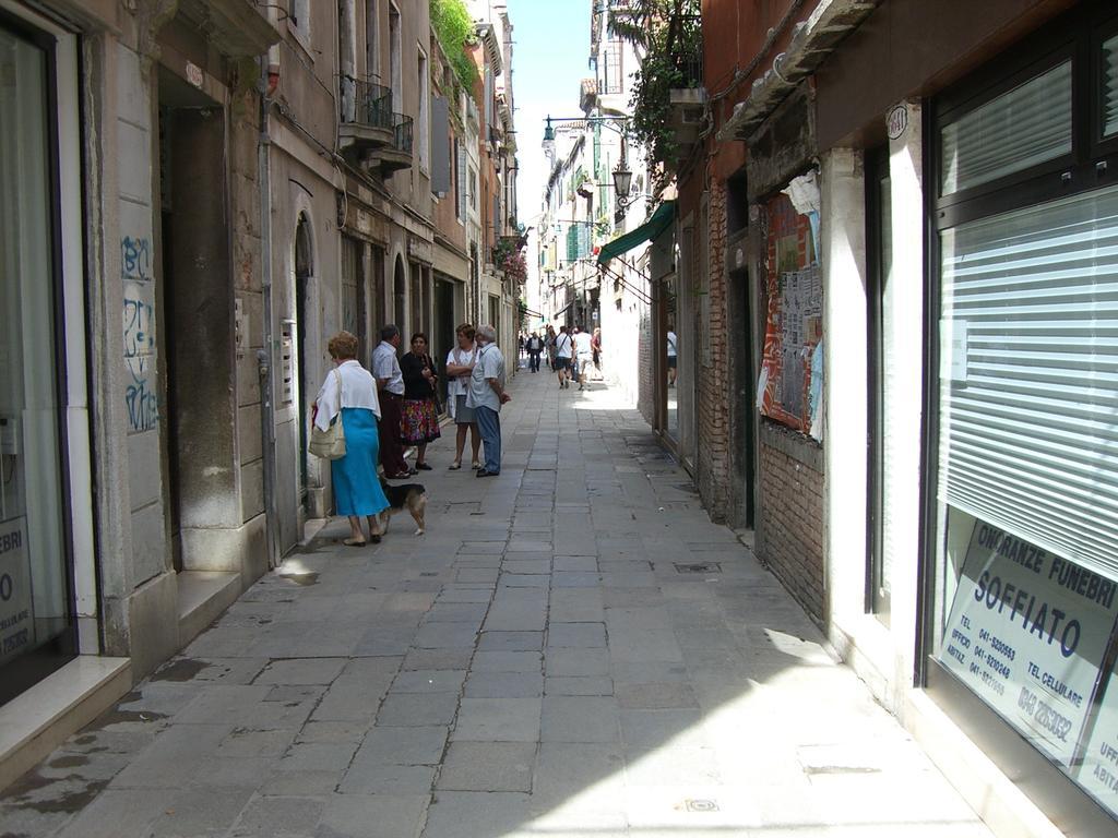 Veneziacentopercento Rooms חדר תמונה
